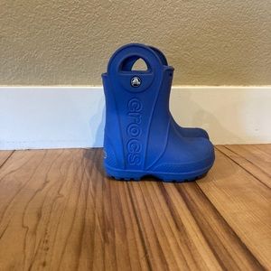 CROCS blue rain boots toddler sz 6